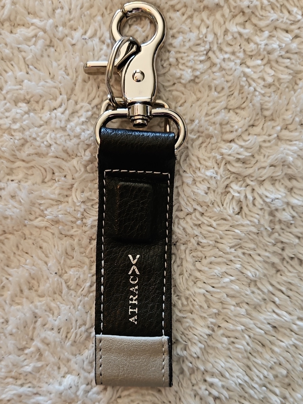 LaVieatrac Gray/Black Soft Vegan Leather Magnetic Keychain Bracelet